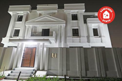Hotel Oyo 48900 Grand & Epic Inn