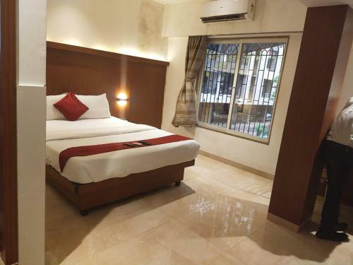 Hotel Monarch Express Panvel