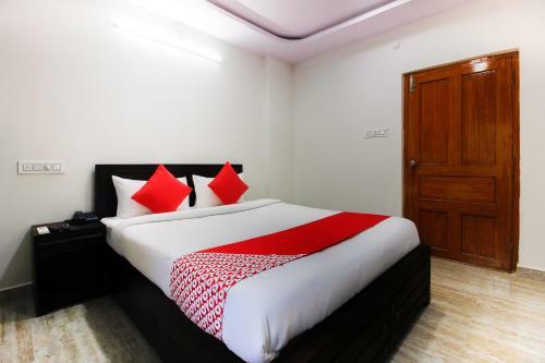 Hotel Oyo 42887 Tenneti Towers