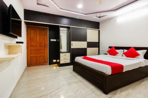 Hotel Oyo 42887 Tenneti Towers