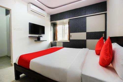 Hotel Oyo 42887 Tenneti Towers