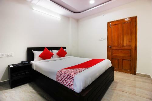 Hotel Oyo 42887 Tenneti Towers