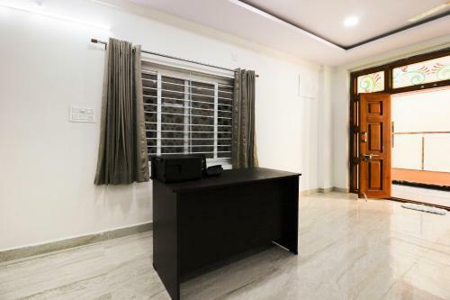 Hotel Oyo 42887 Tenneti Towers
