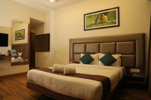 Hotel Sky Suites By Monarch