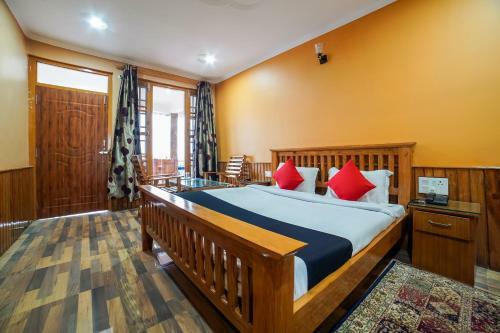 Capital O 47240 Hotel Blossom Resort