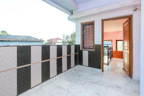 Hostal Oyo 78306 Sunshine Homestay