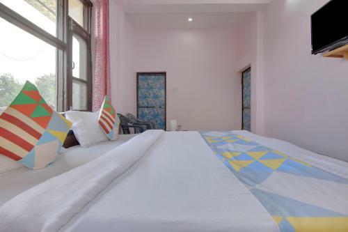 Hostal Oyo 78533 Sun Shine Homestay - 2