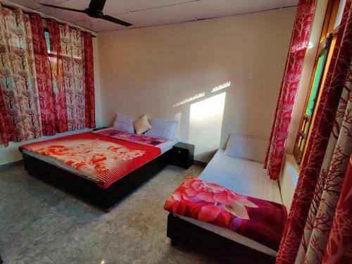 Albergue Hipostel Naddi (Mcleodganj)