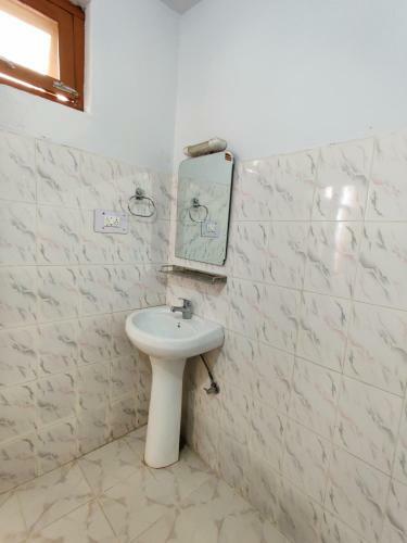Albergue Hipostel Naddi (Mcleodganj)
