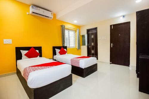 Hotel Oyo 40125 Sri Rama Empire