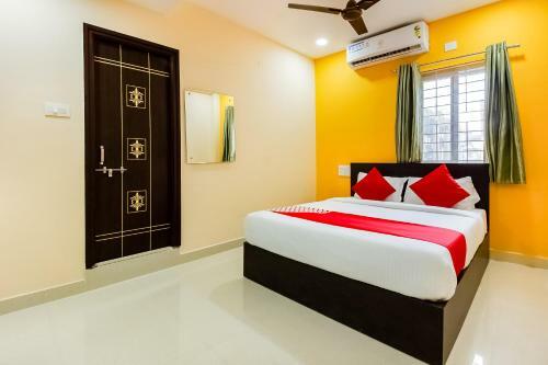 Hotel Oyo 40125 Sri Rama Empire