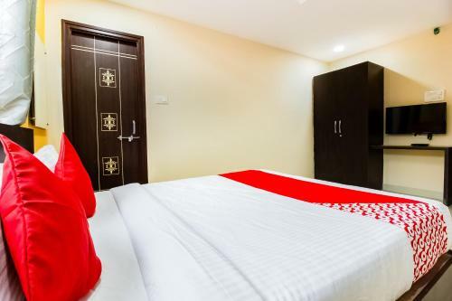 Hotel Oyo 40125 Sri Rama Empire
