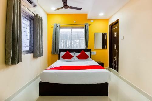 Hotel Oyo 40125 Sri Rama Empire