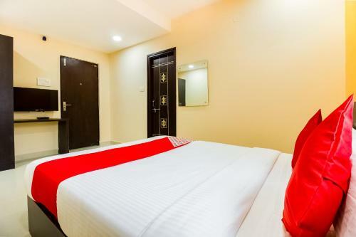Hotel Oyo 40125 Sri Rama Empire