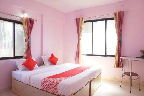 Oyo 29945 Sneha Lodge & Hotel