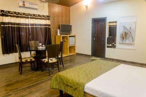 Bed & Breakfast Bigfoot Stay - Malhar Villa