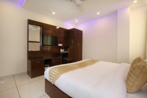 Hotel Silver Palm