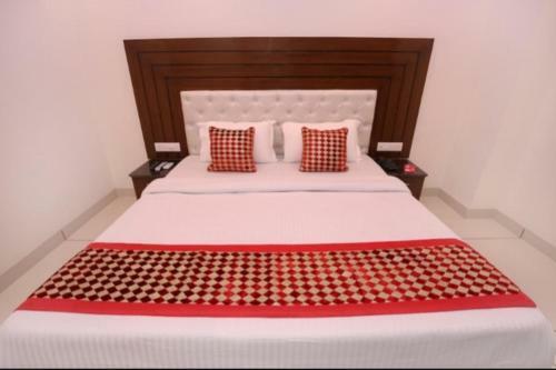 Hotel Silver Palm