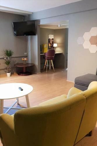 Hotel Asbru By Keflavik Airport