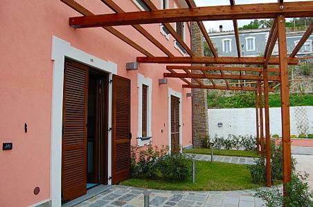 Acciaroli Villa Sleeps 3 Air Con