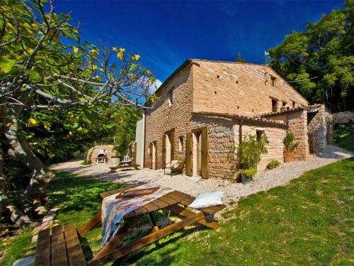 Lovely Holday Home In Acqualagna With Garden