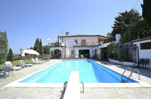 Marrota Villa Sleeps 6 With Pool Air Con And Wifi