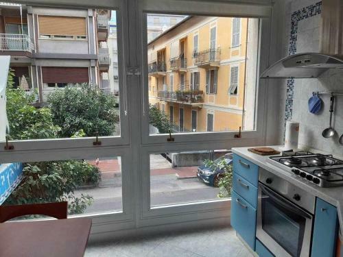 Apartamento Elegante Bilocale Vicino Alla Spiaggia