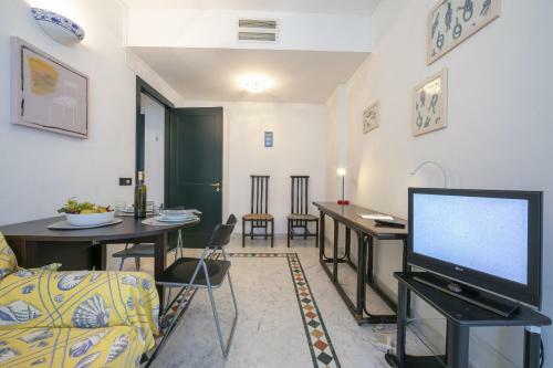 Palace Apartment