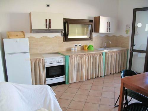 Apartment With 3 Bedrooms In Alcamo With Wifi