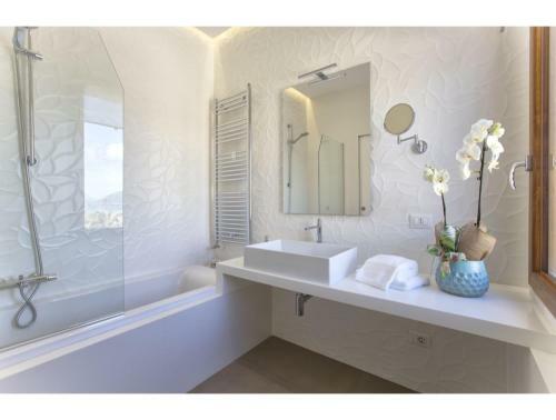 Alghero, Pleiadi Apartment For 5 People With Sea View