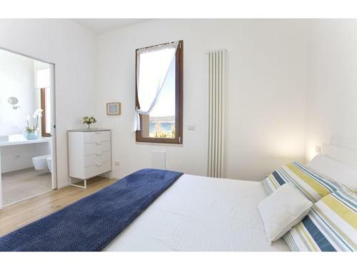 Alghero, Pleiadi Apartment For 5 People With Sea View