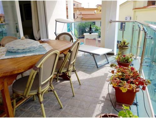 Oltremare Apartment With Large Veranda For 6 People