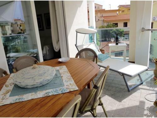 Oltremare Apartment With Large Veranda For 6 People