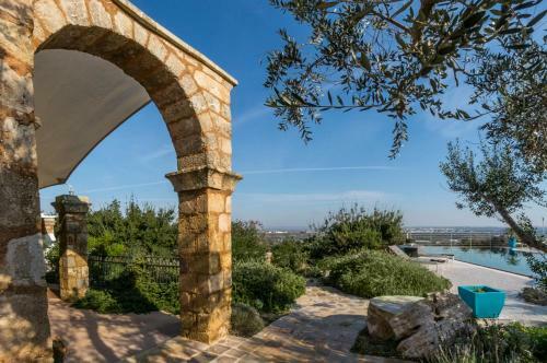 Alliste Villa Sleeps 10 With Pool And Air Con