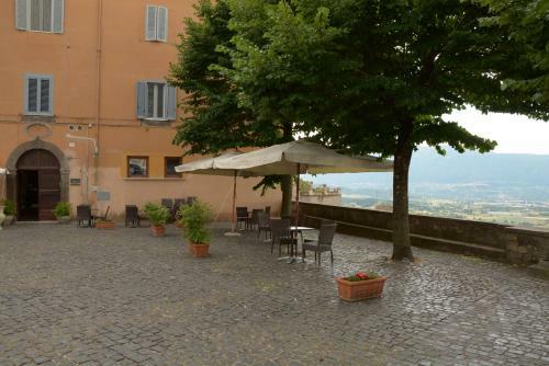 Hostal La Piazzetta