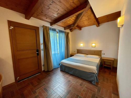 Hotel Le Mandrelle Beach Resort