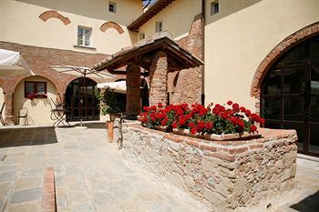 Borgo Sant'ippolito Country Hotel