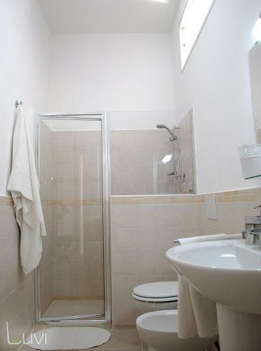Hostal Luv� Affittacamere