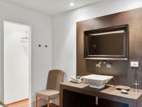 Stunning Apartment In Anghiari With Private Terrace