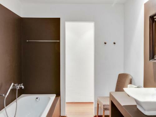 Stunning Apartment In Anghiari With Private Terrace