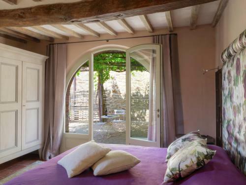 Picturesque Villa In Arezzo With Swimming Pool