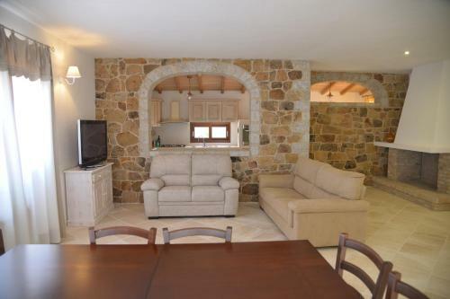 Villa Brunilde With Private Pool