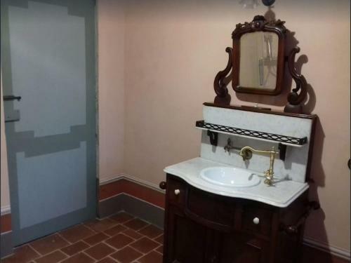 Beautiful Apartment In Asti With Garden