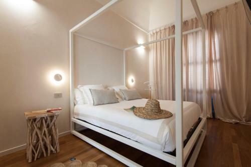 Marina Home