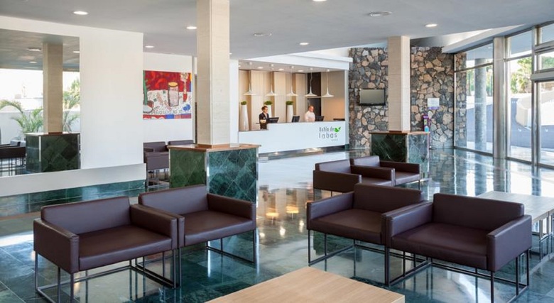 Hotel Lobos Bahia Club
