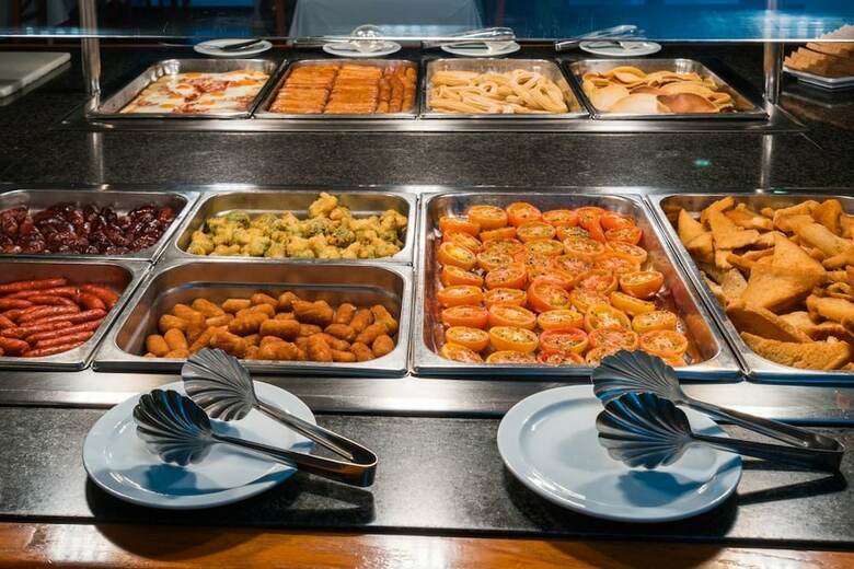 Hotel Broncemar Beach Suites