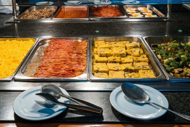 Hotel Broncemar Beach Suites