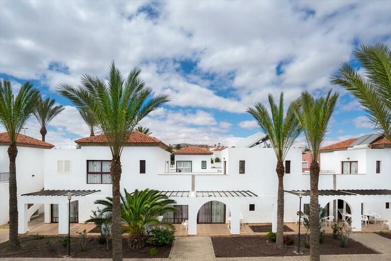 Hotel Broncemar Beach Suites