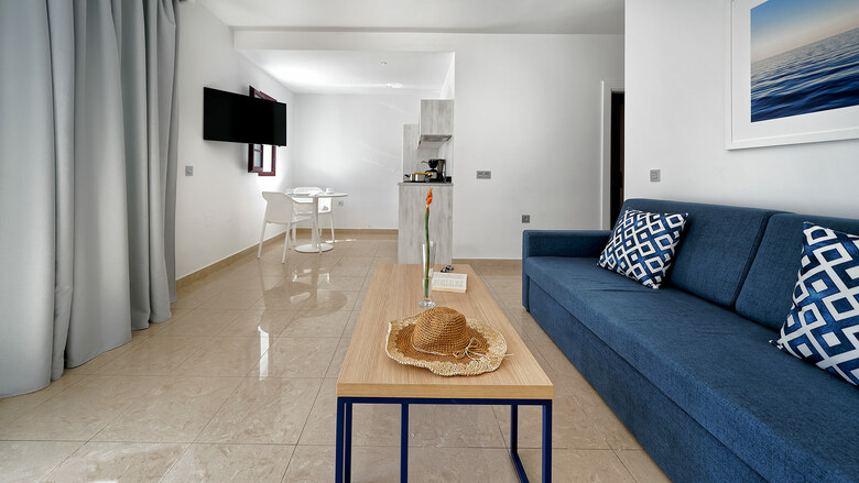 Hotel Broncemar Beach Suites