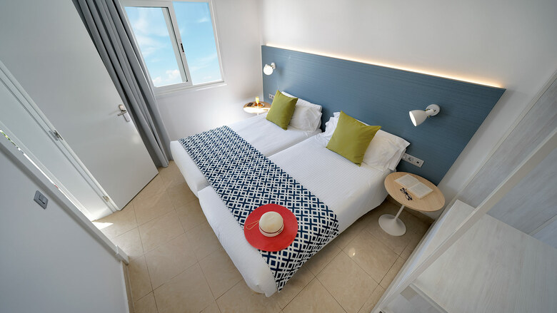 Hotel Broncemar Beach Suites